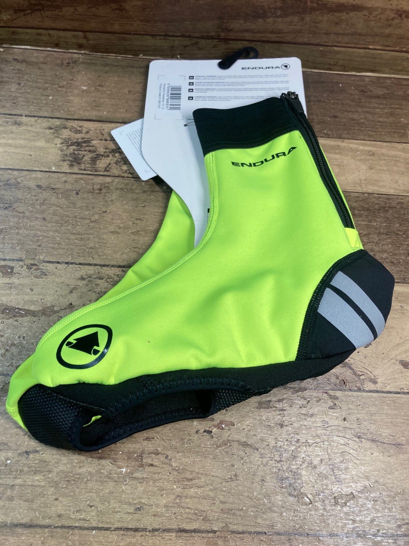 IA693 エンデュラ ENDURA WINDCHILL OVERSHOE シューズカバー 黒 黃 S 裏起毛