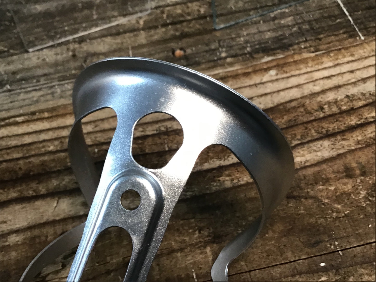 IN828 スパカズ SUPACAZ FLY CAGE ボトルケージ 2個セット シルバー