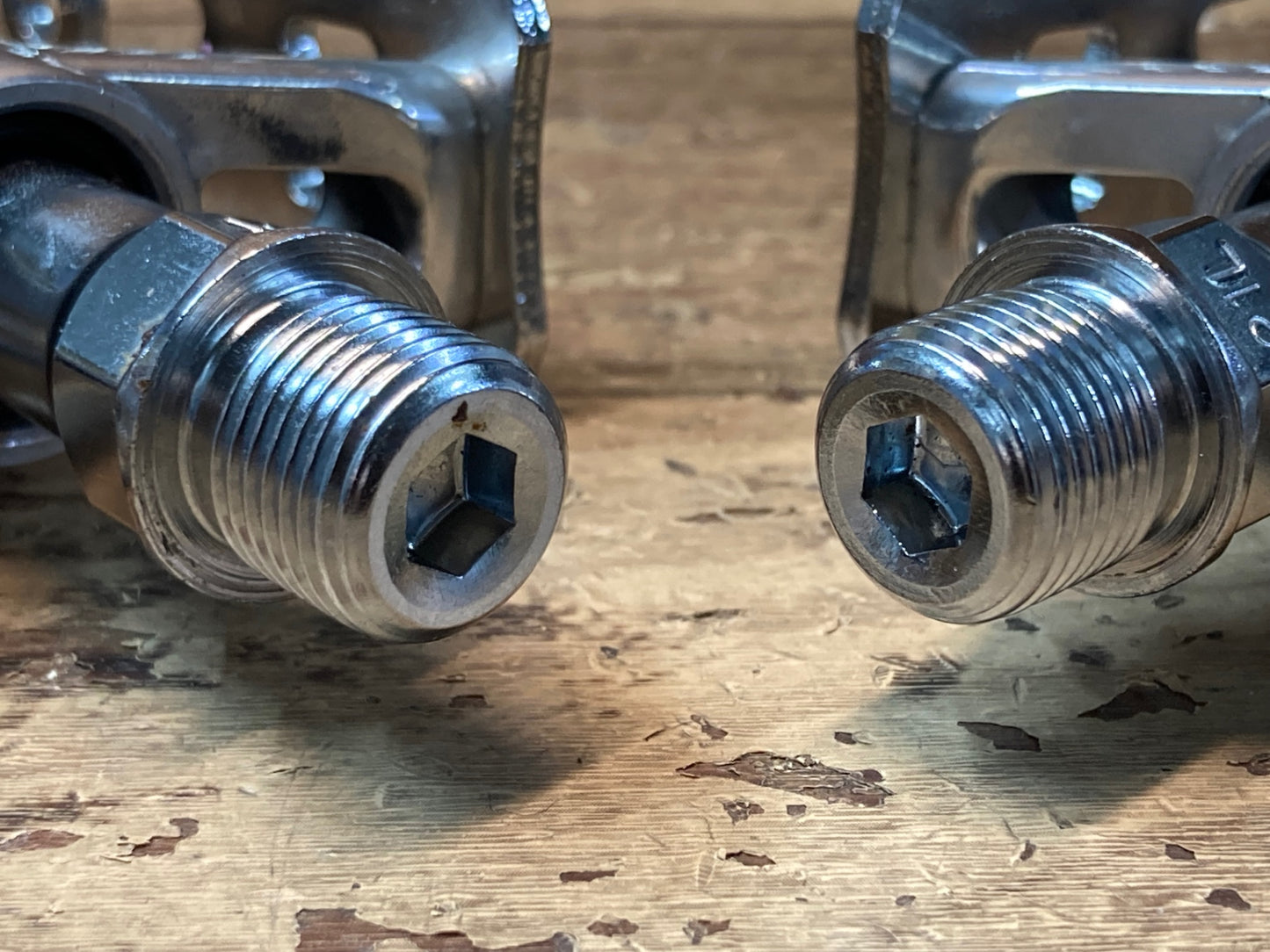 IL415 三ヶ島 MKS SYLVAN STREAM NEXT フラット ペダル シルバー