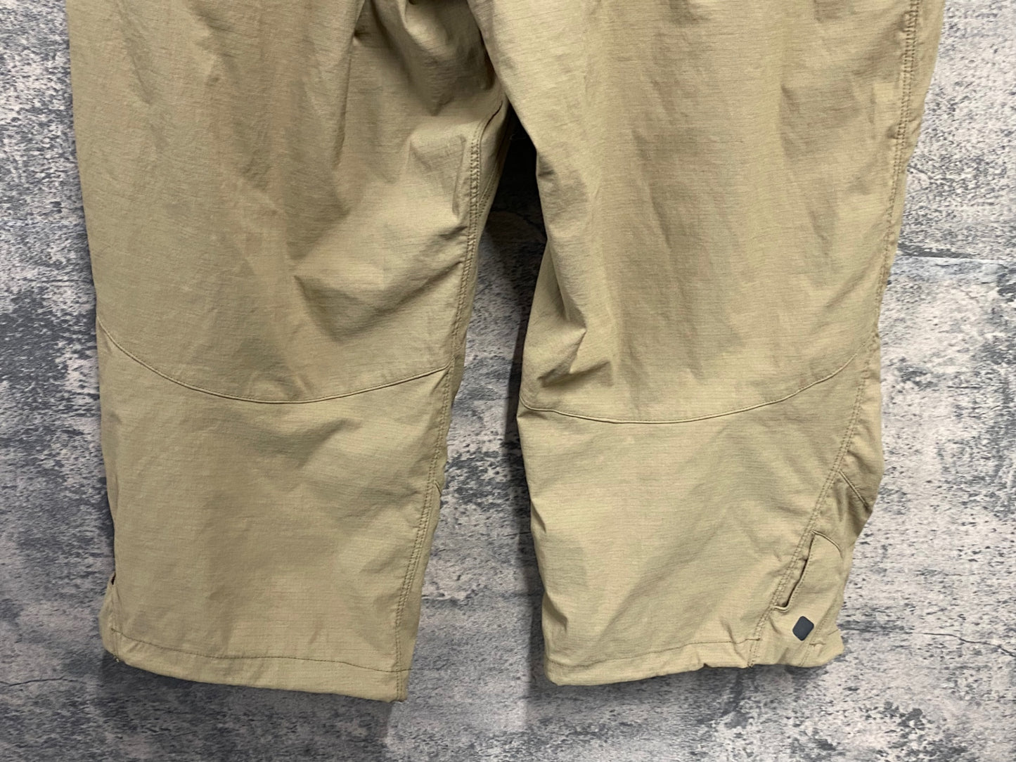 IZ852 モンベル mont-bell サイクルパンツ 黄土色 XL