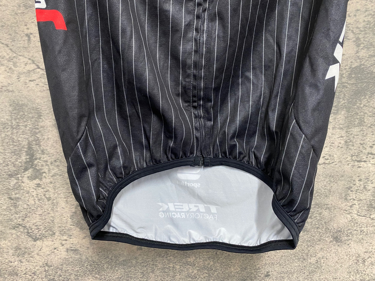 IT487 スポーツフル sportful ジレ サイクルベスト 赤 黒 M Segafredo ZANETTI