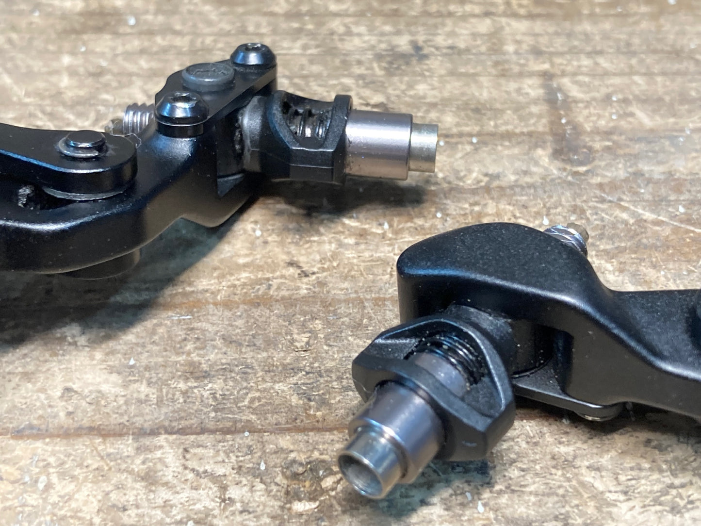 IF272 ボントレガー BONTRAGER Speed Stop Pro Brake Caliper ダイレクトマウント ブレーキ 前後セット