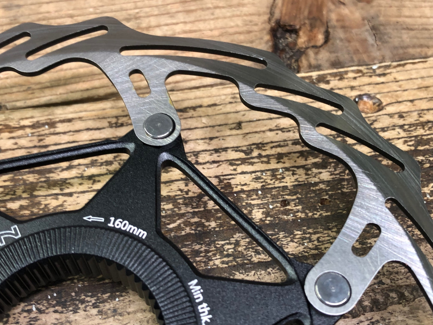 JA304 エックスオン XON ディスクローター 140mm 160mm 2枚セット 黒 センターロック 実測1.8mm