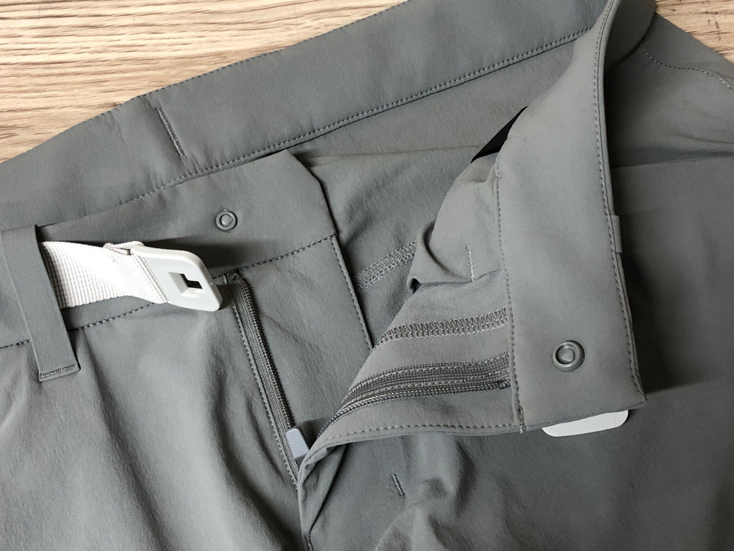 IY737 ラファ Rapha EXPLORE PANTS サイクルパンツ グレー S