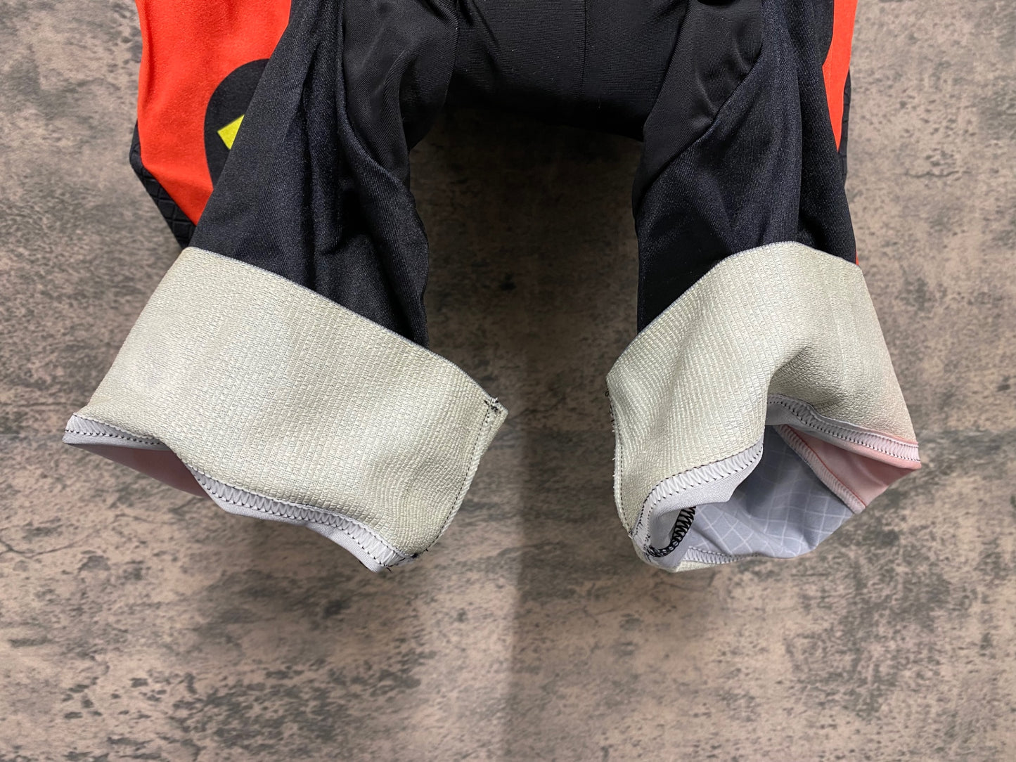 IQ040 パールイズミ PEARL iZUMi 半袖 セパレート ワンピース XL 未使用品 茄子