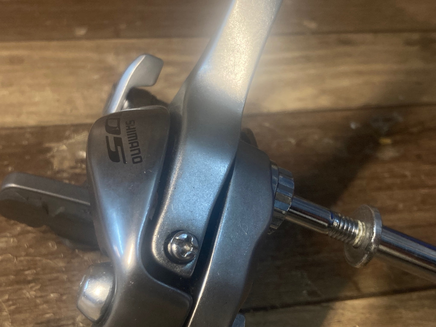 IF880 シマノ SHIMANO 105 BR-5700 キャリパーブレーキ フロントのみ