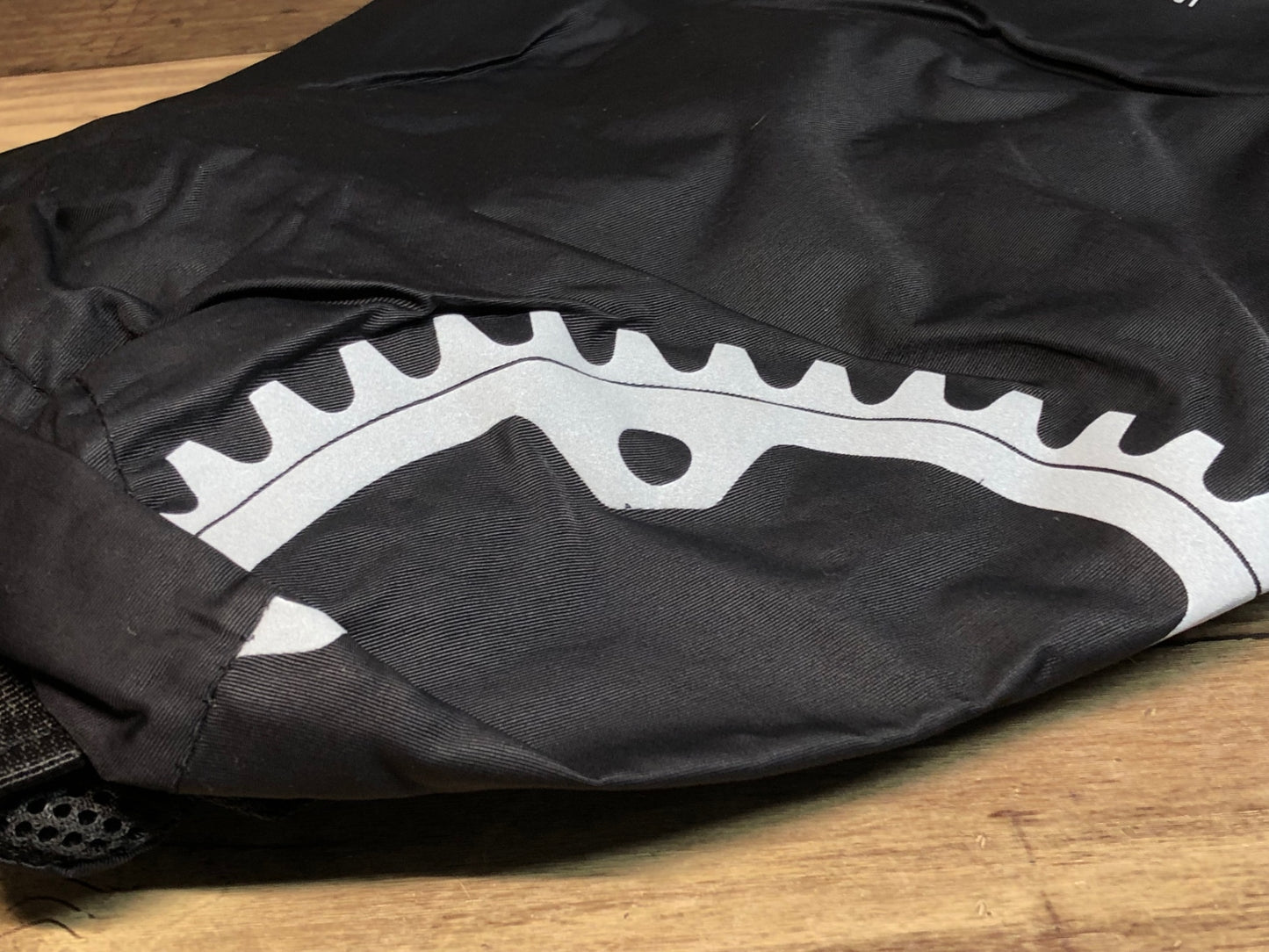 IJ991 R250 防水スクエアバックパック 黒