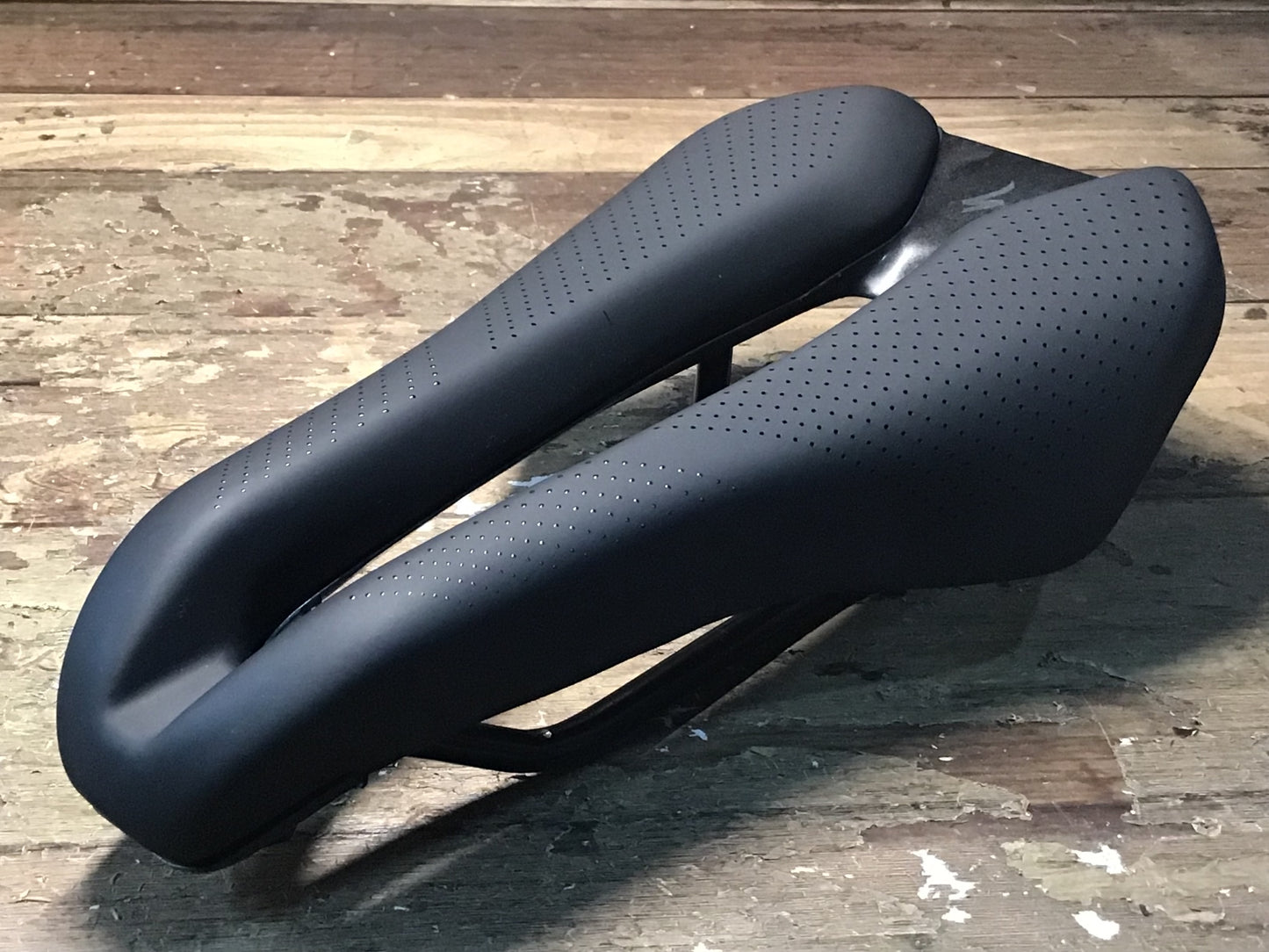 ID507 スペシャライズド SPECIALIZED シテロ SITERO PLUS サドル 黒 130mm Hollow CRMO レール