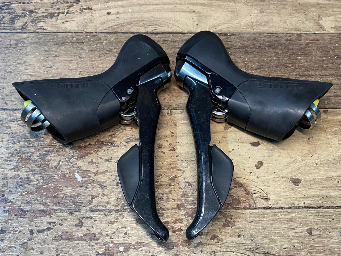 IM944 シマノ Shimano ST-RS685 油圧 STIレバー 2x11S