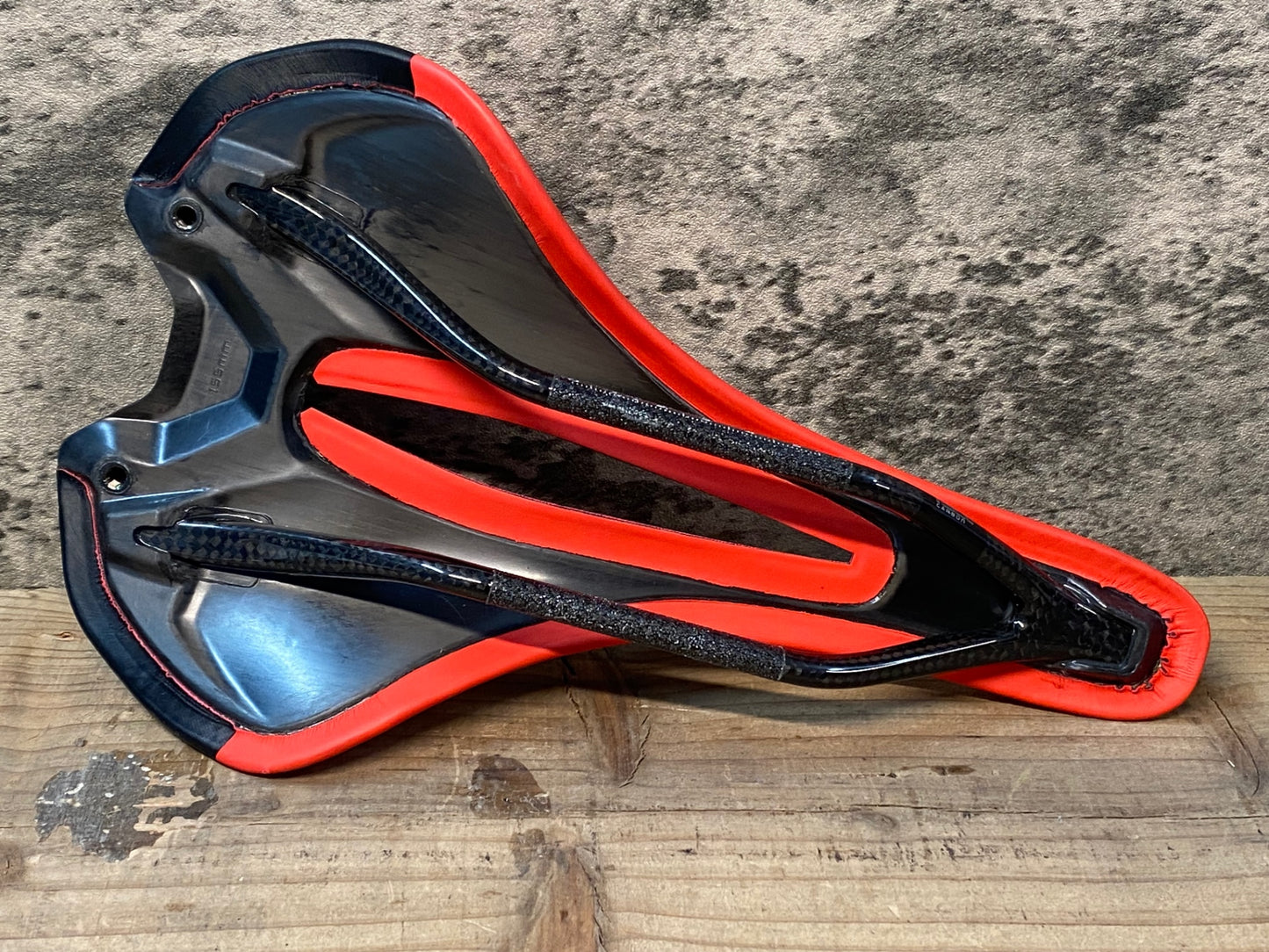 IP416 スペシャライズド SPECIALIZED S-WORKS Romin Evo サドル 赤 155mm カーボンレール