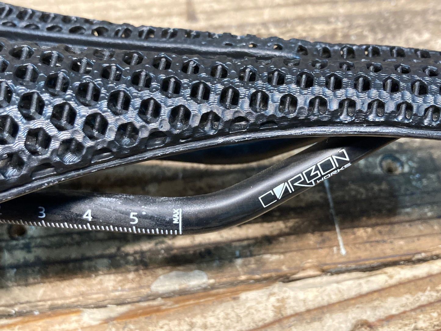 IY770 リエット RYET 3Dプリント サドル カーボンレール 140mm