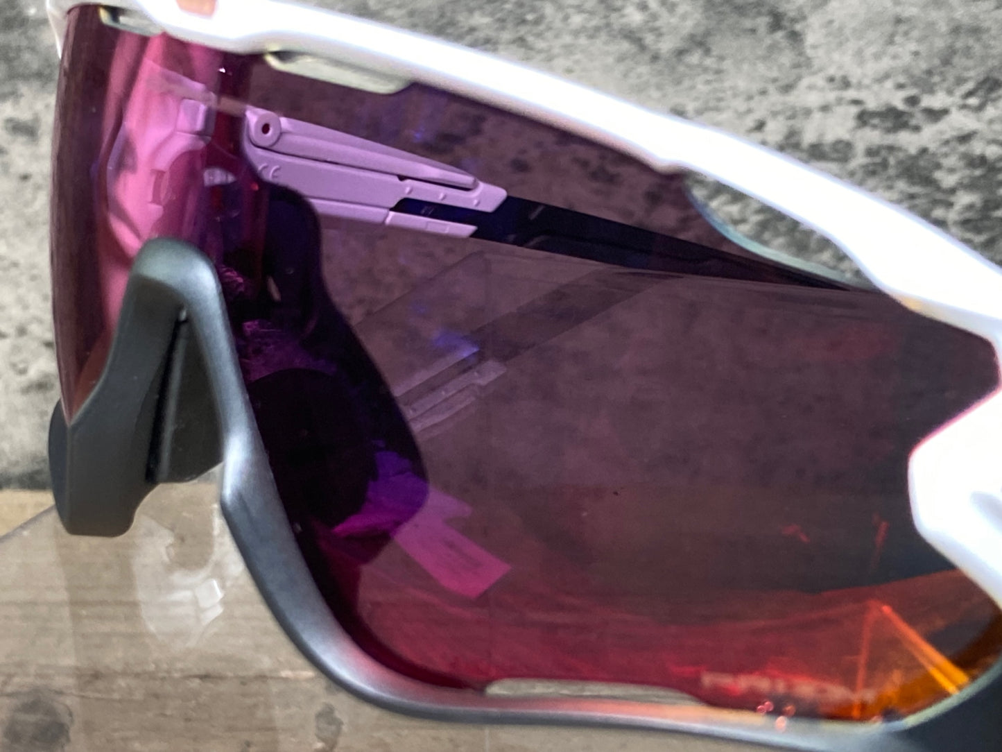 JB143 オークリー OAKLEY JAWBREAKER サングラス アイウェア 白 黒 PRIZMレンズ