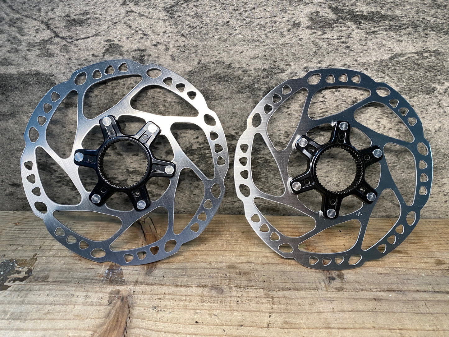 IT560 シマノ SHIMANO デオーレ DEORESM-RT64 ローター 2枚セット 160mm