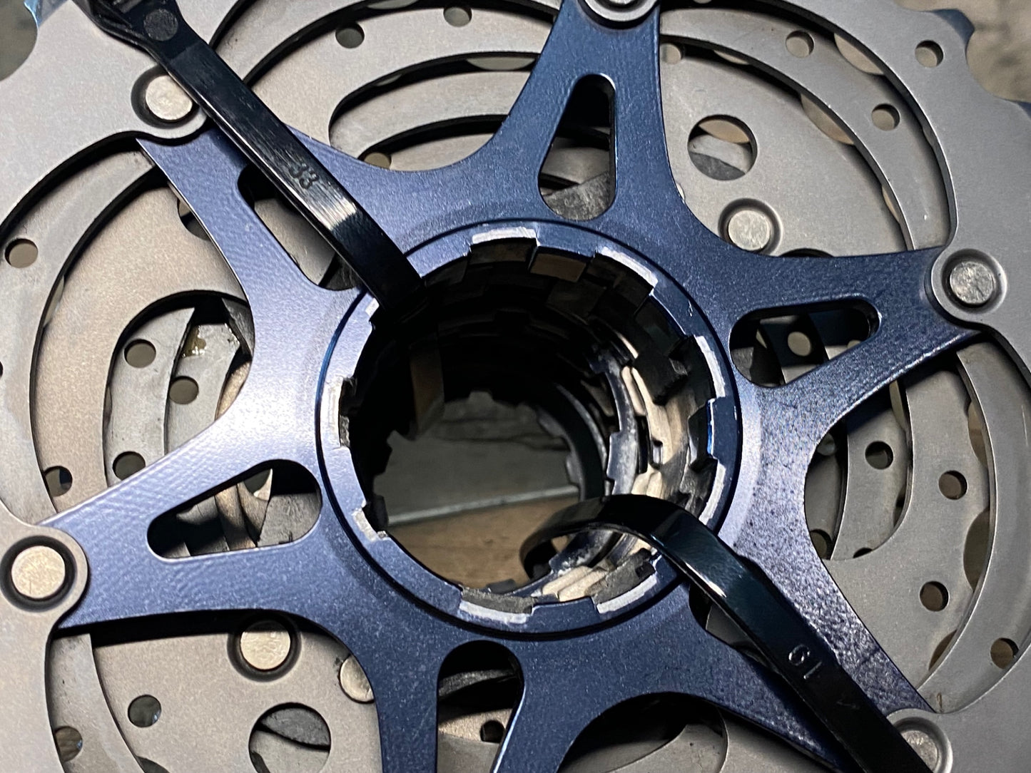 IQ887 シマノ SHIMANO デュラエース DURA-ACE CS-9000 スプロケット 11-30T