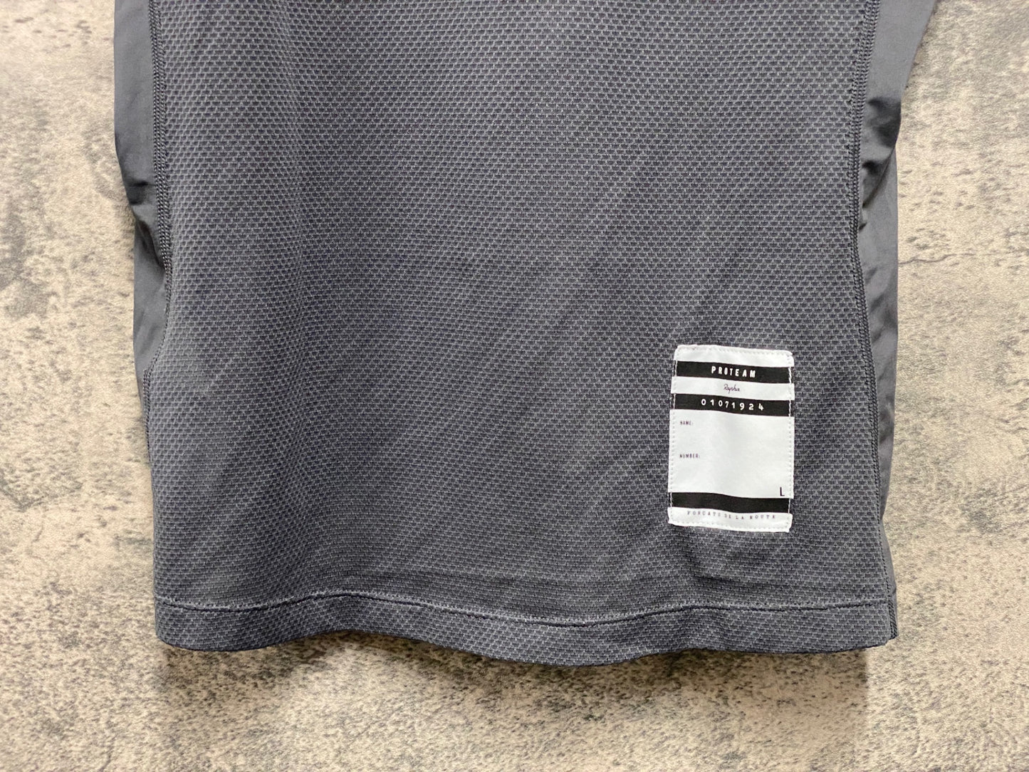 JB024 ラファ Rapha PRO TEAM BASE LAYER - SLEEVELESS ノースリーブ ベースレイヤー グレー L