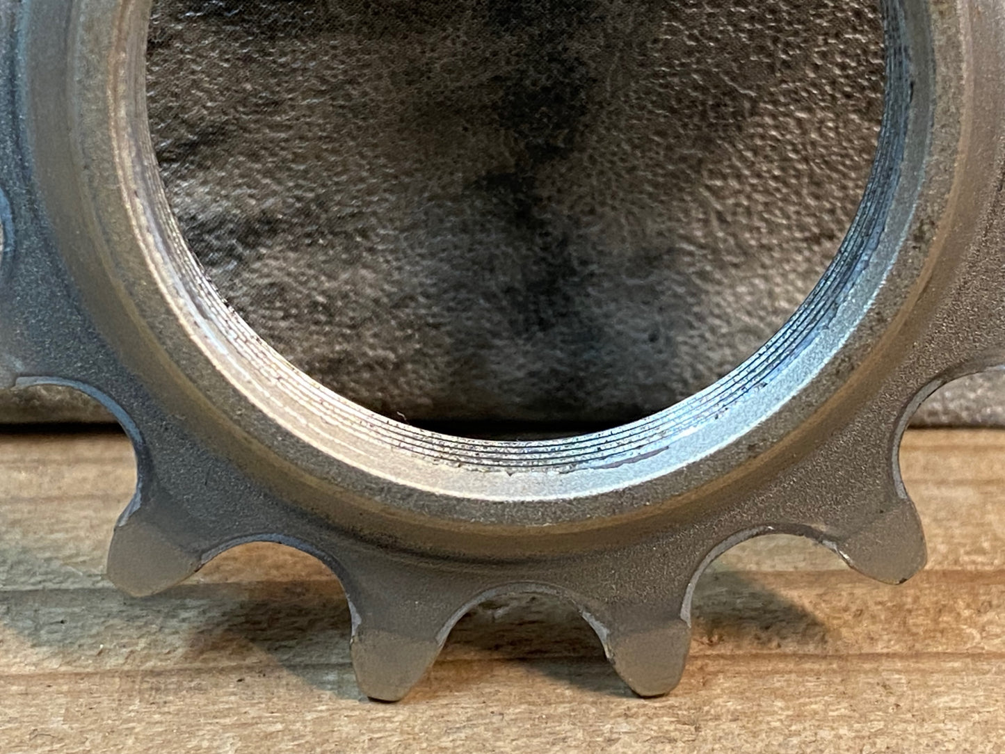 IU927 スギノ Sugino GIGAS TRACK BIKE COG トラック コグ 14T NJS