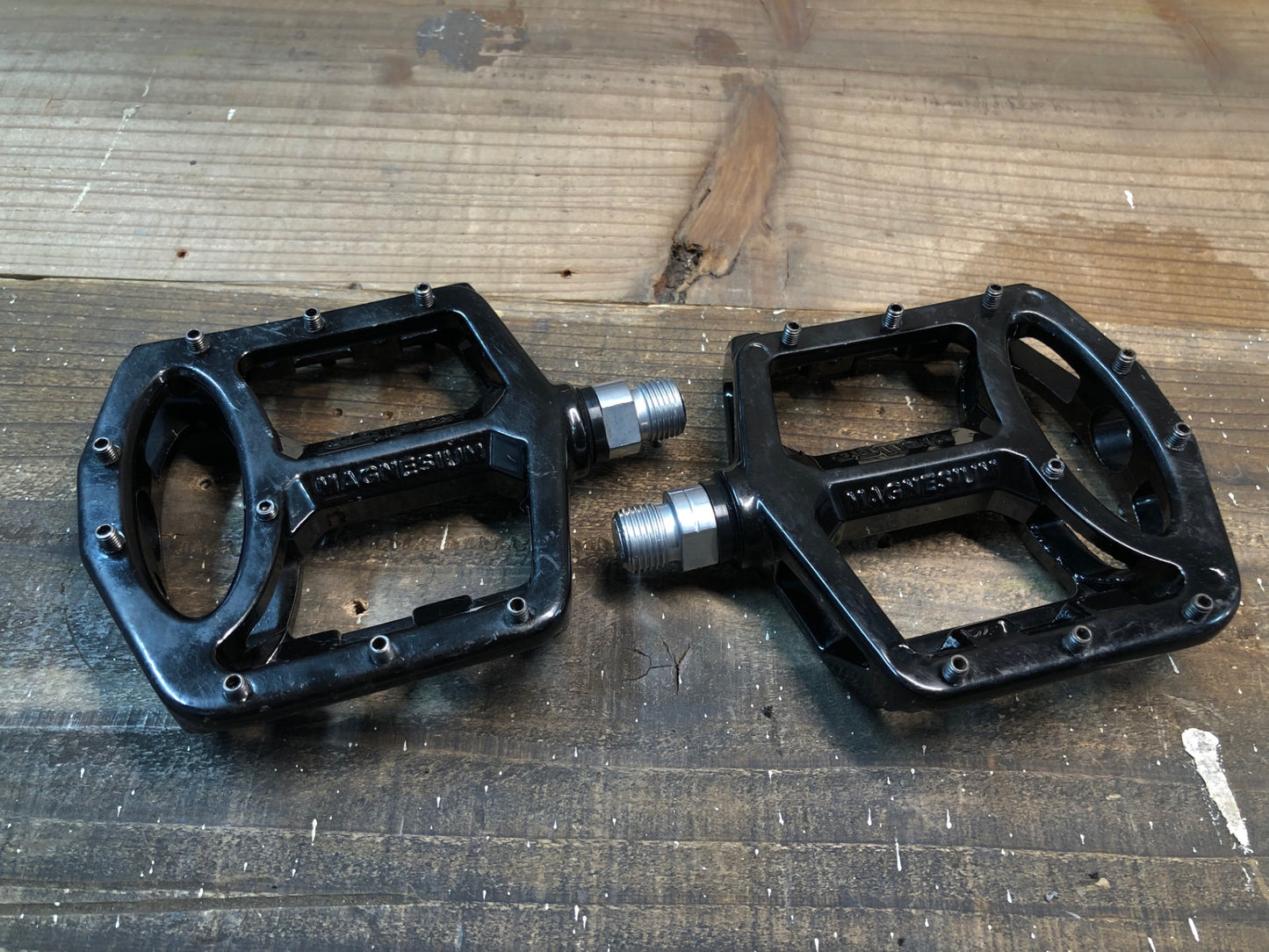 HB495 ウェルゴ wellgo MG-1 フラットペダル 黒