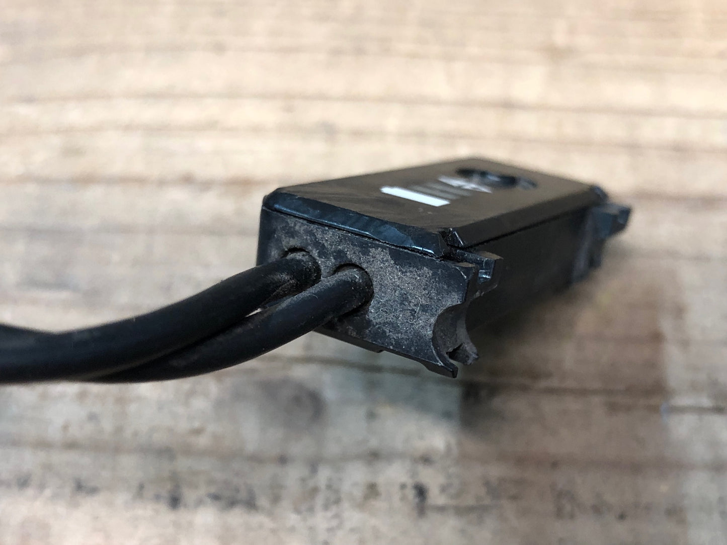 IQ781 シマノ SHIMANO SM-EW67A ジャンクションA Di2 電動