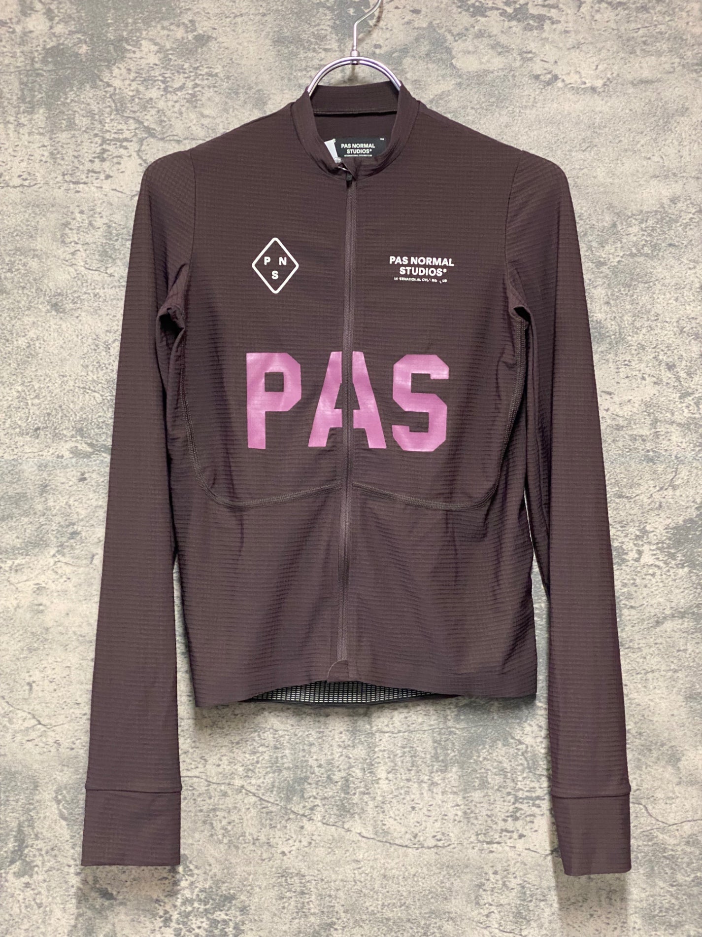 JC438 パスノーマルスタジオ Pas Normal Studios | PAS Mechanism Pro Longsleeve Jersey 長袖 サイクルジャージ ダークレッド S