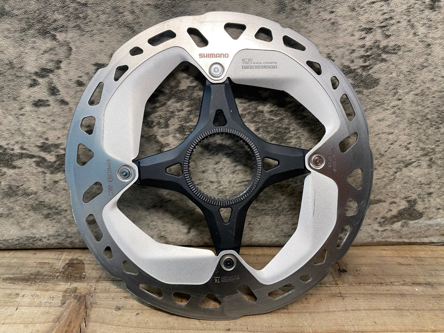 IR323 シマノ SHIMANO RT-MT800 ディスクブレーキローター Φ160 1.75mm厚