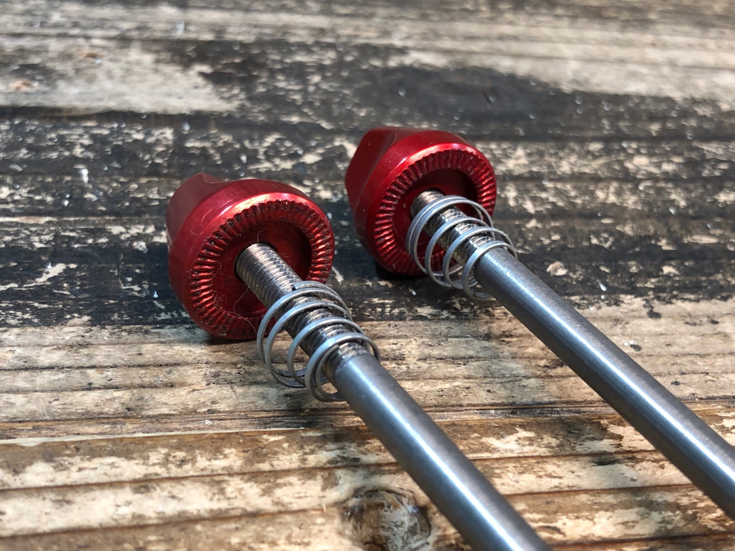 IF589 WR COMPOSITI チタン クイックリリース 前後セット 100mm 130mm 赤