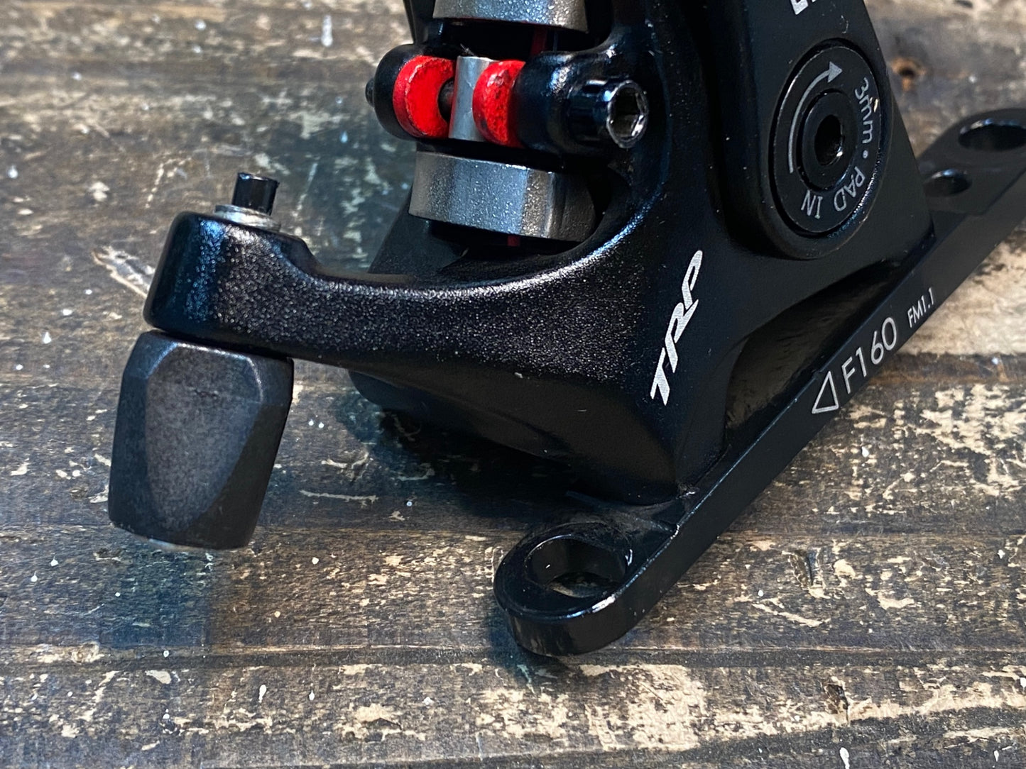 IM895 TRP SPYRE-C メカニカル ディスクブレーキキャリパー 前後セット