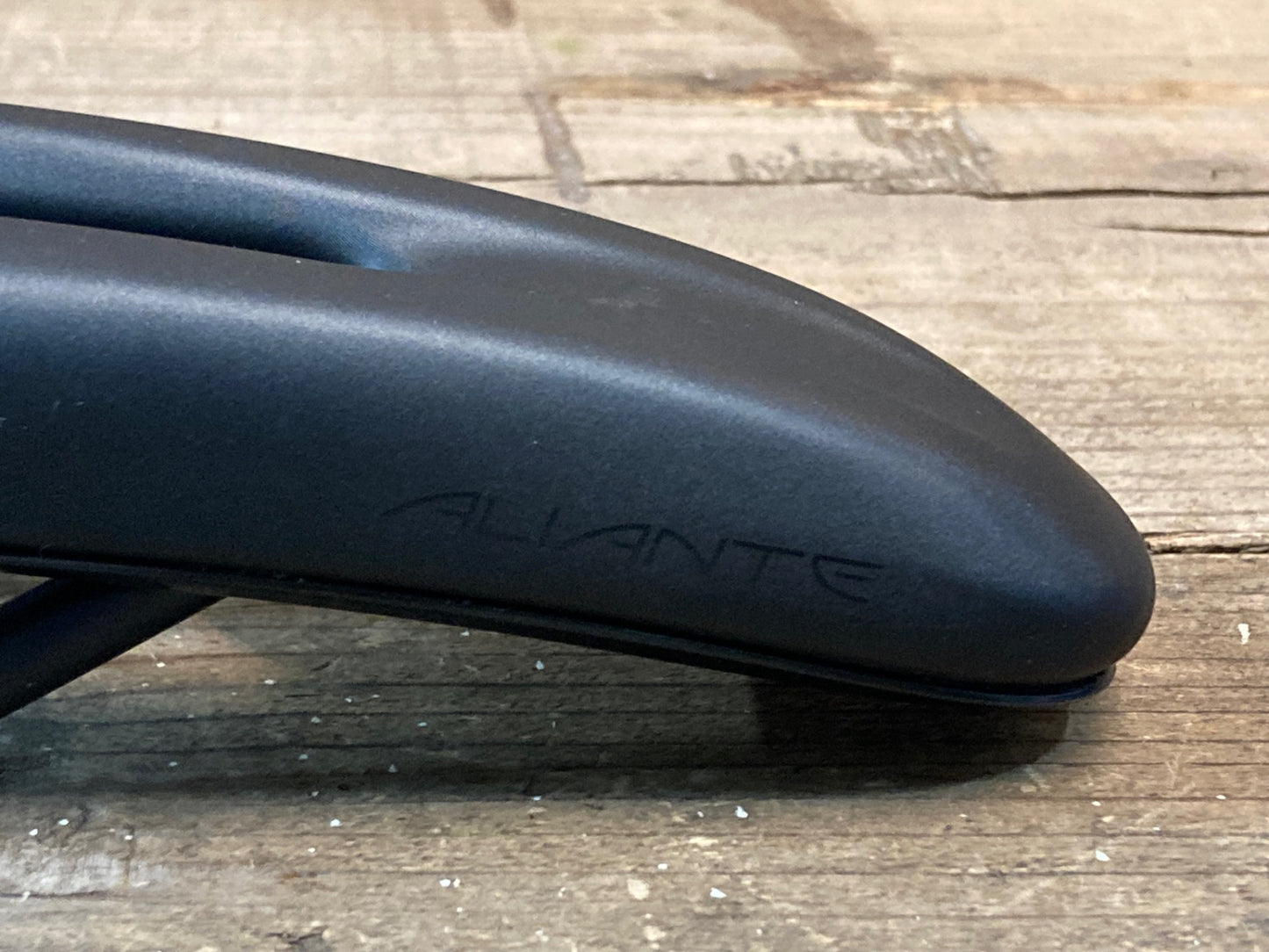 IP145 フィジーク fizik アリアンテ TEMPO ALIANTE R5 サドル 黒 145mm S-Alloyレール