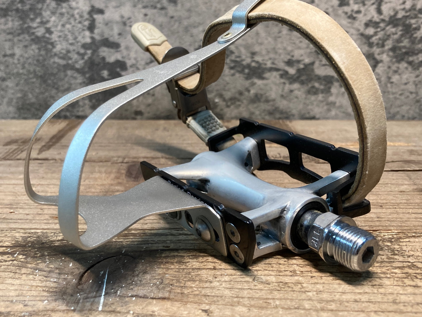 IN674 三ヶ島 MKS CUSTOM NUEVO NJS ペダル アルミトークリップ ストラップ セット