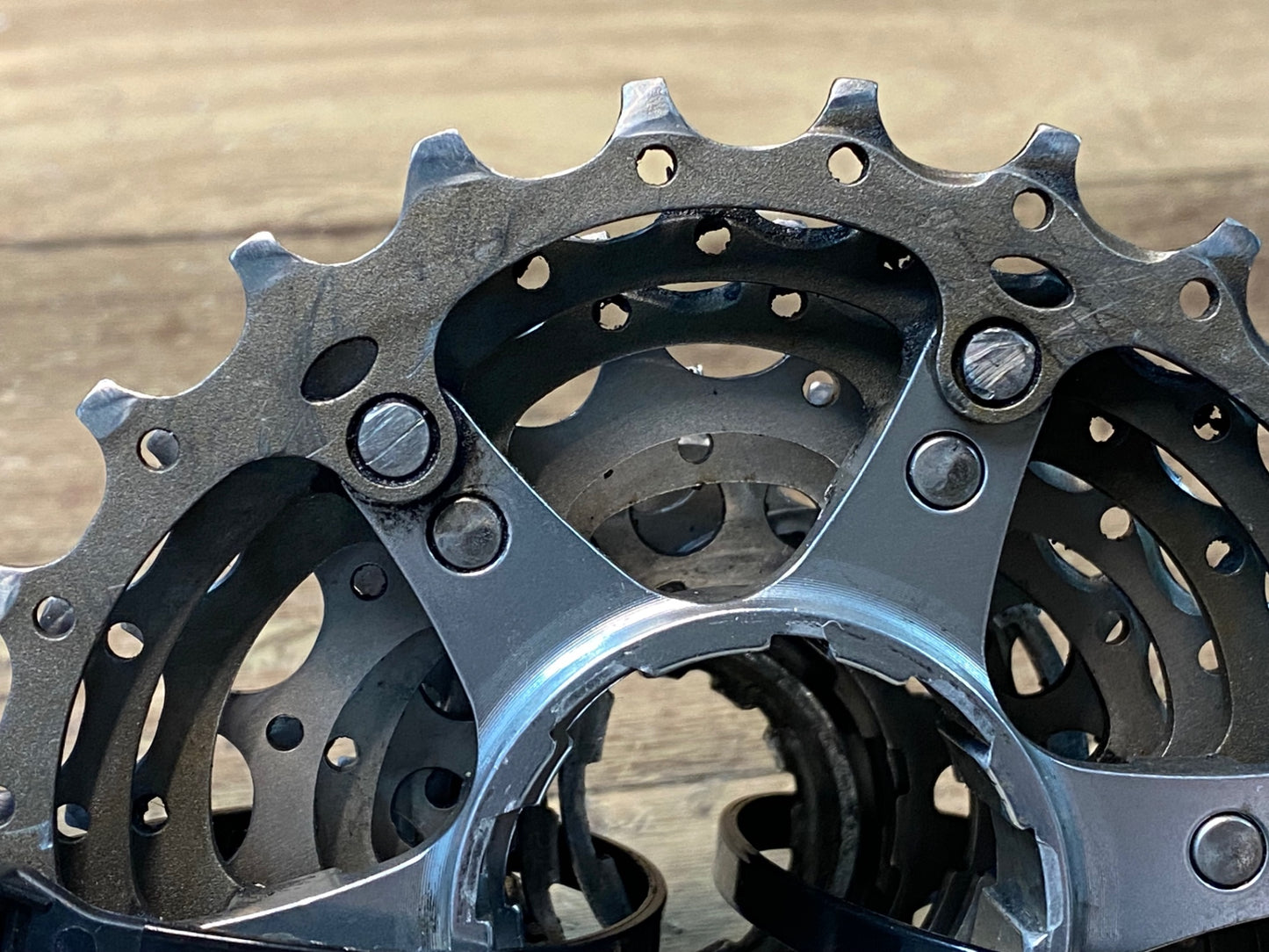 IH910 シマノ SHIMANO デュラエース DURA-ACE CS-7700 9S スプロケット