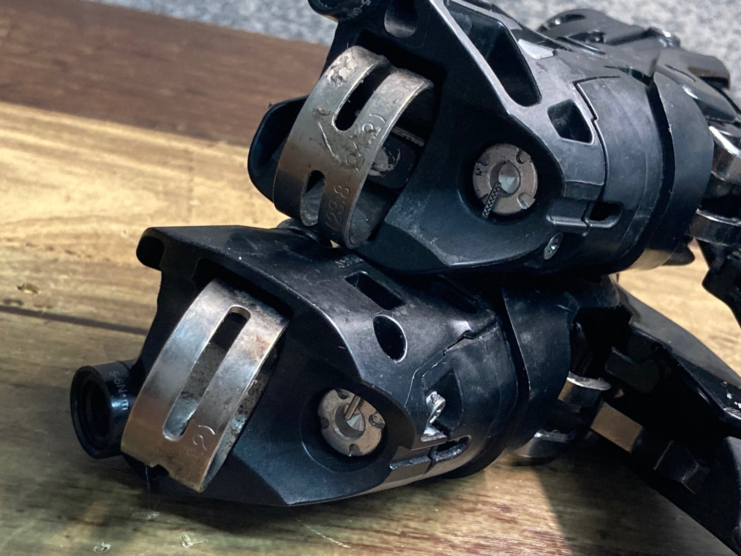 IS788 シマノ SHIMANO 105 ST-R7020 STIレバー 2x11s 油圧