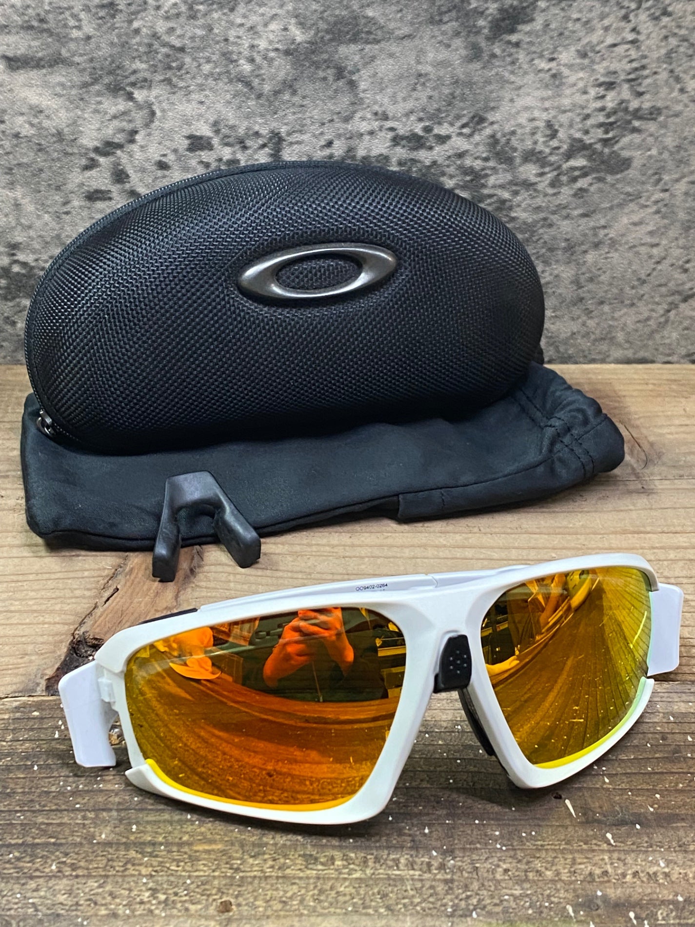 IN543 オークリー OAKLEY FIELD JACKET サングラス アイウェア 白 PRIZMレンズ