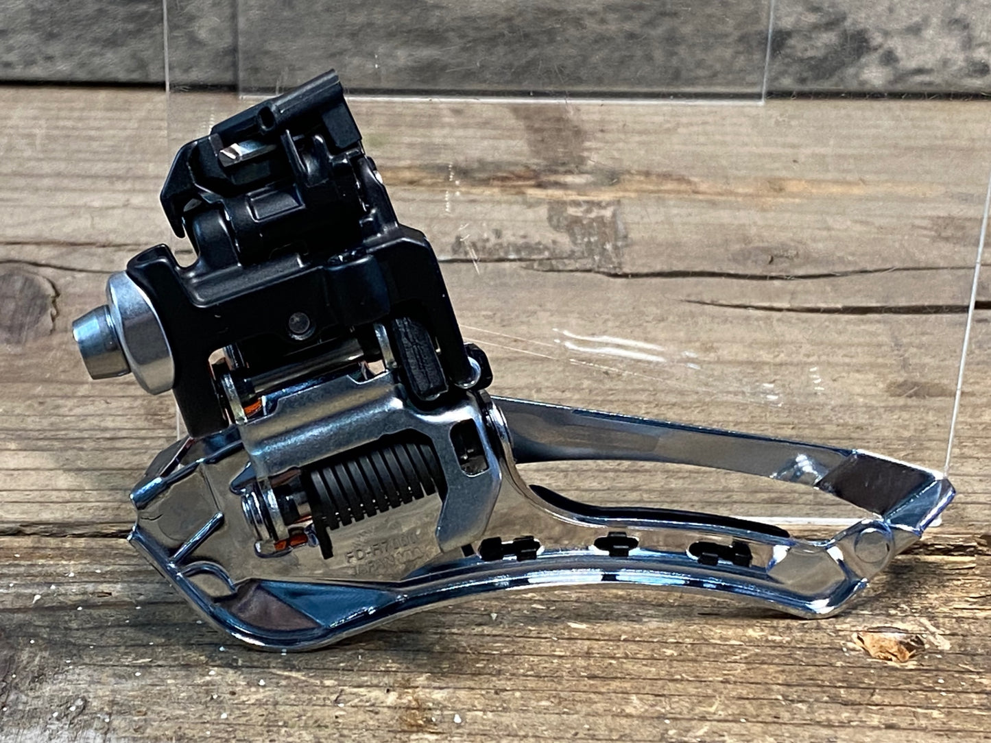 IR379 シマノ SHIMANO 105 FD-R7000 直付 フロントディレイラー