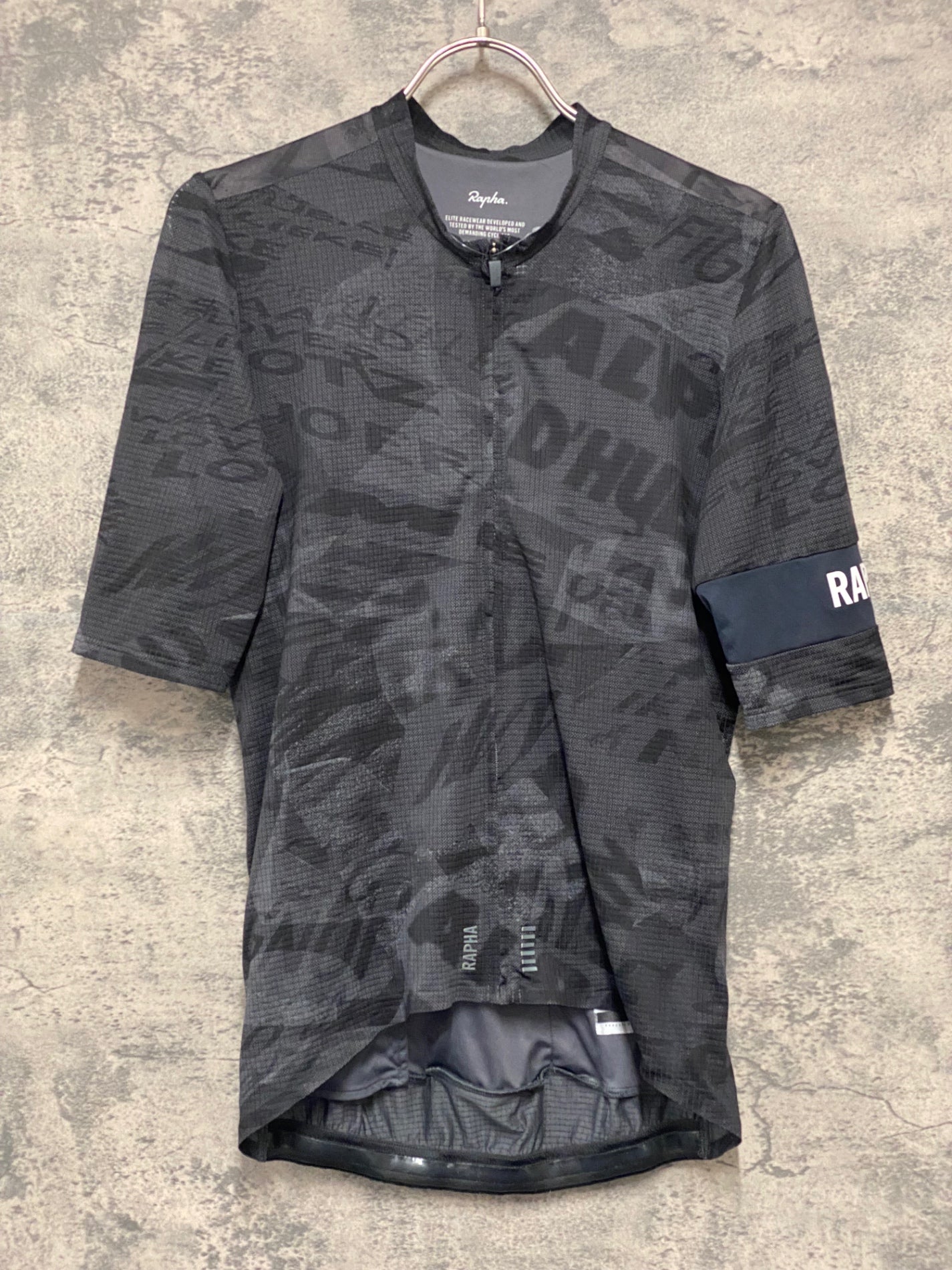 JC603 ラファ Rapha PRO TEAM FLYWEIGHT JERSEY II ROAD GRAFFITI 半袖 サイクルジャージ 黒 M