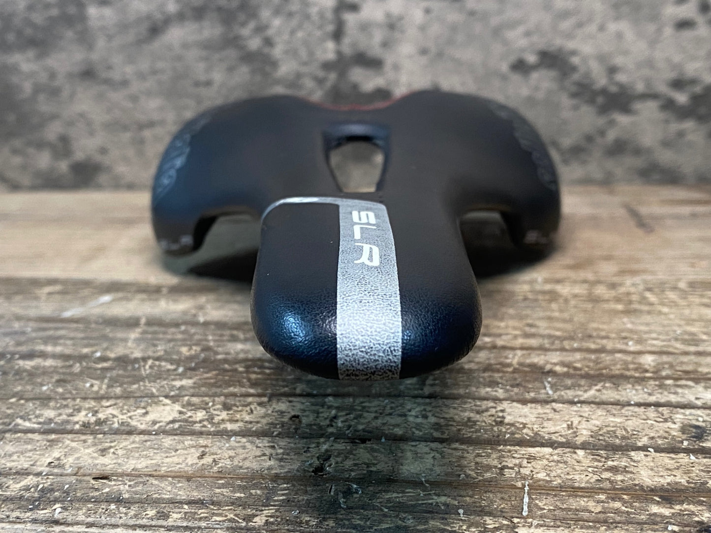 IW283 セライタリア Selle ITALIA SLR KIT CARBONIO FLOW サドル 132mm カーボン