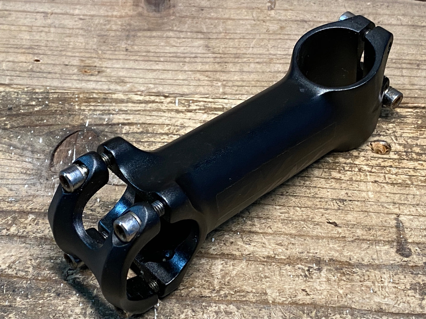 IY055 TNi BLACK17 アルミ ステム 110mm Φ31.8 OS 17° ※ボルト錆