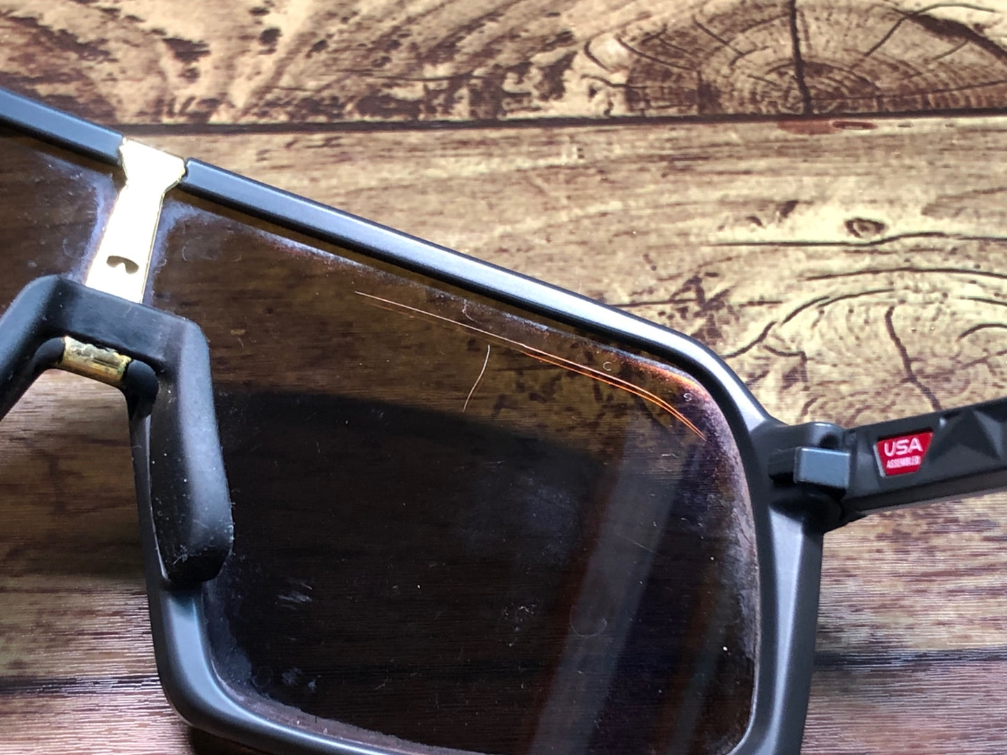 IL735 オークリー OAKLEY SUTRO PRIZMレンズ アイウェア サングラス 黒 ゴールド
