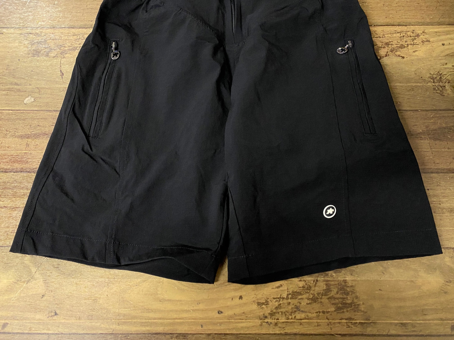 IN936 アソス assos TrackShorts Signature Man Zwart サイクルパンツ 黒 S