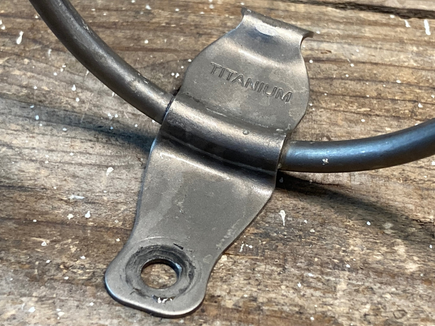 IN202 ライフライン LIFELINE チタン ボトルケージ 前後セット