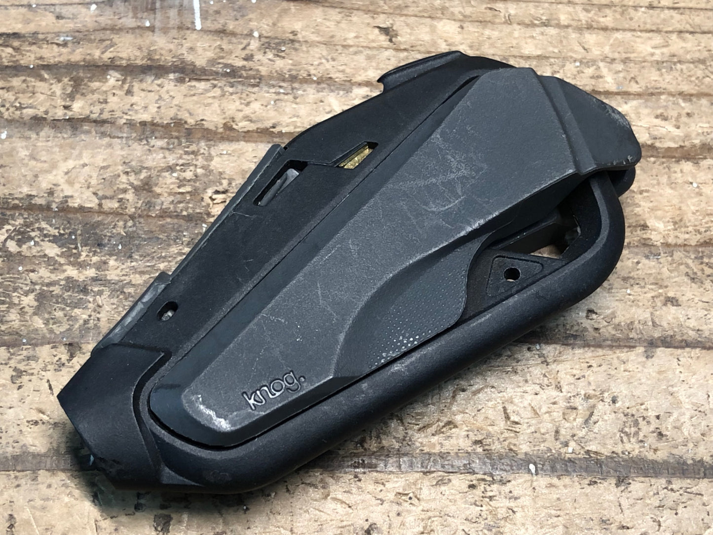 IL218 ノグ Knog FANG MULTI TOOL ツール