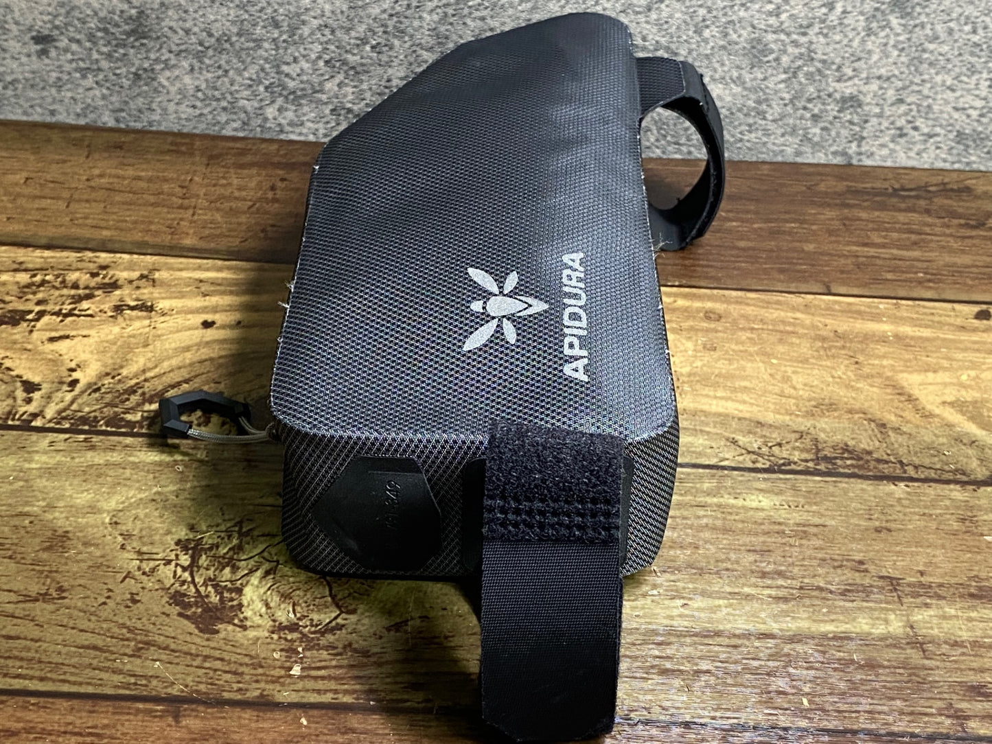 JC081 アピデュラ APIDURA ドライ エクスペディション トップチューブバッグ