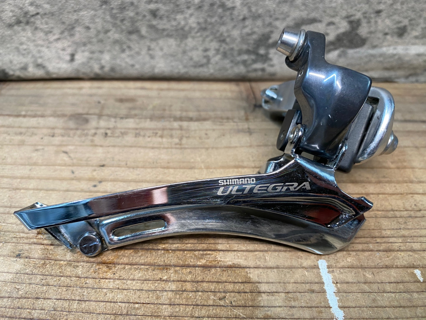 IR499 シマノ SHIMANO アルテグラ ULTEGRA FD-6700 フロントディレイラー 2S 直付 SM-AD11 FDバンド Φ31.8