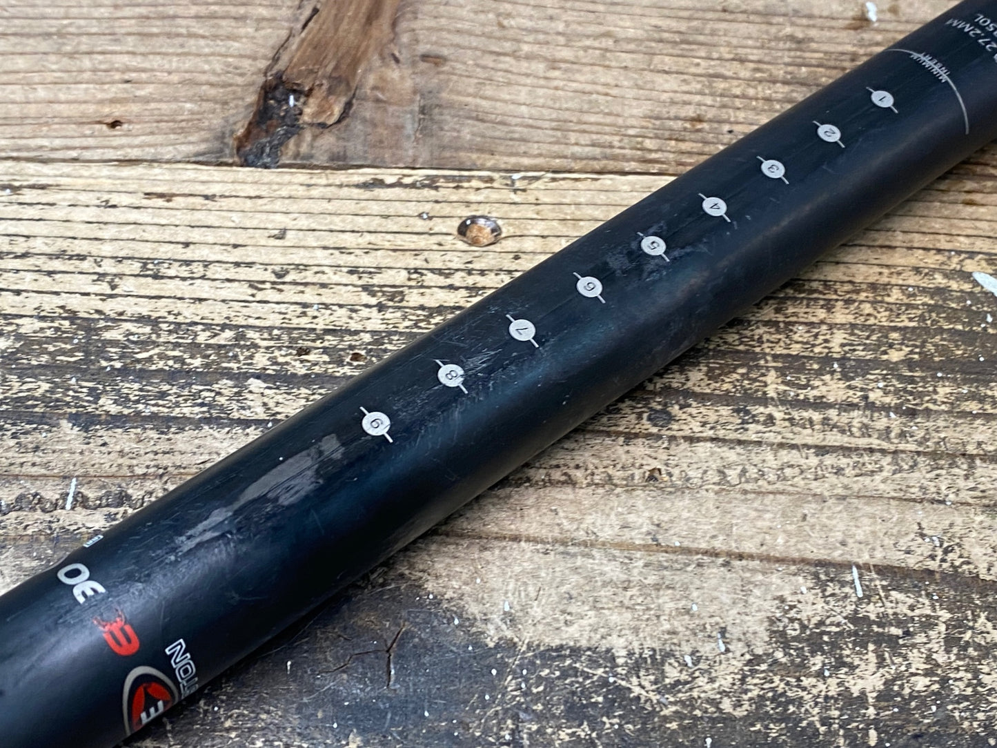 JD490 イーストン EASTON EC90 カーボン シートポスト Φ27.2 350mm ※固定傷、変形の為ジャンク