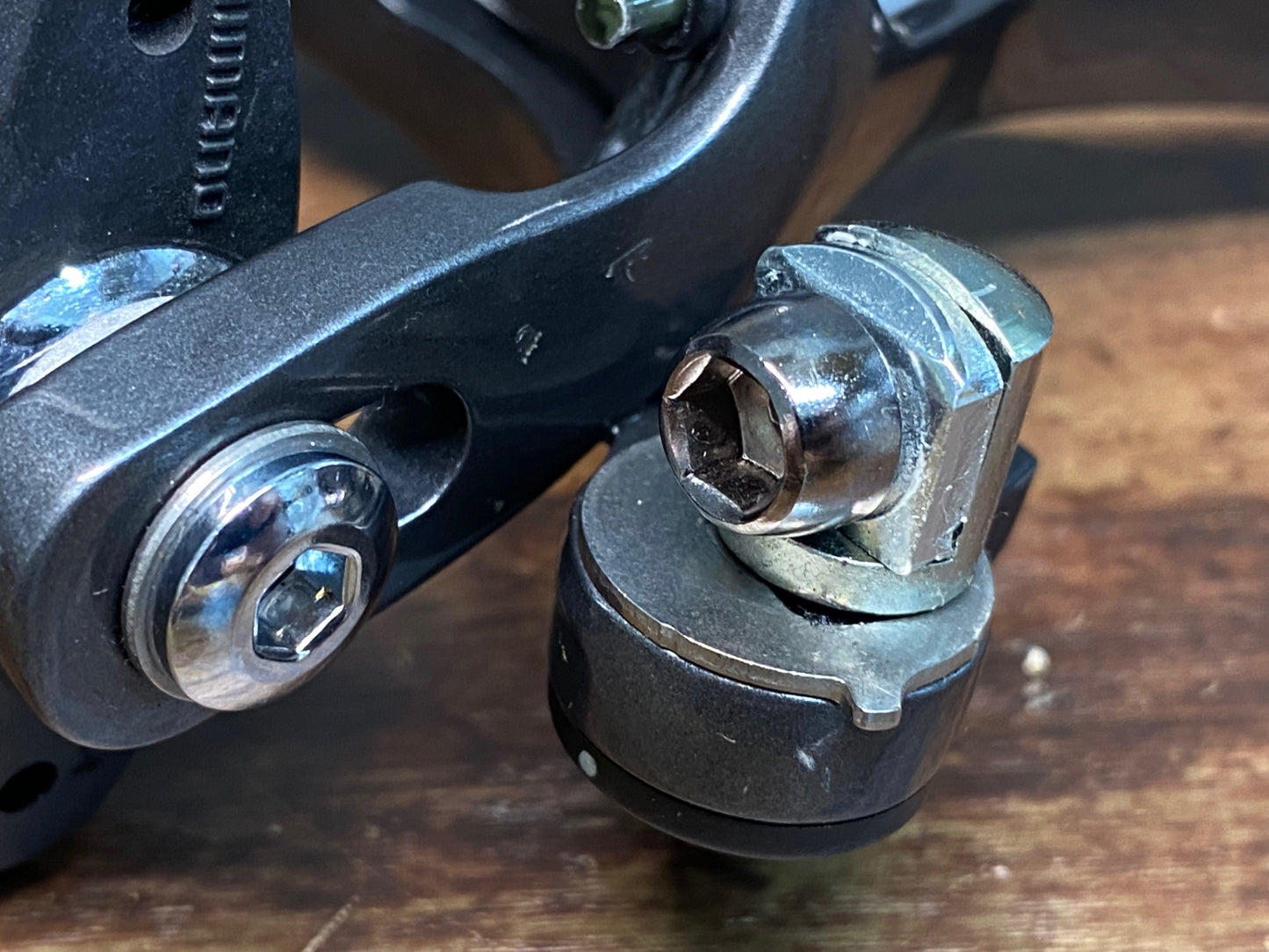 IT899 シマノ SHIMANO クラリス Claris BR-R2000 キャリパーブレーキ 前後セット