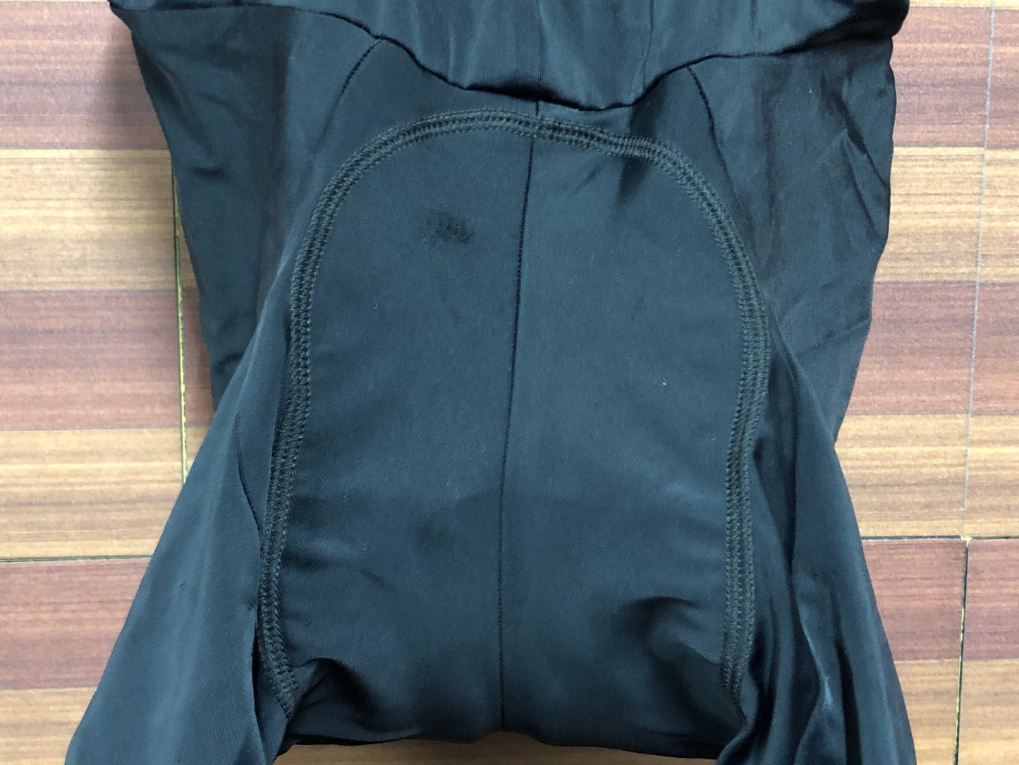 IM006 デマルキ DE MARCHI ビブショーツ スレ ロゴ サイズタグはげ ほつれあり