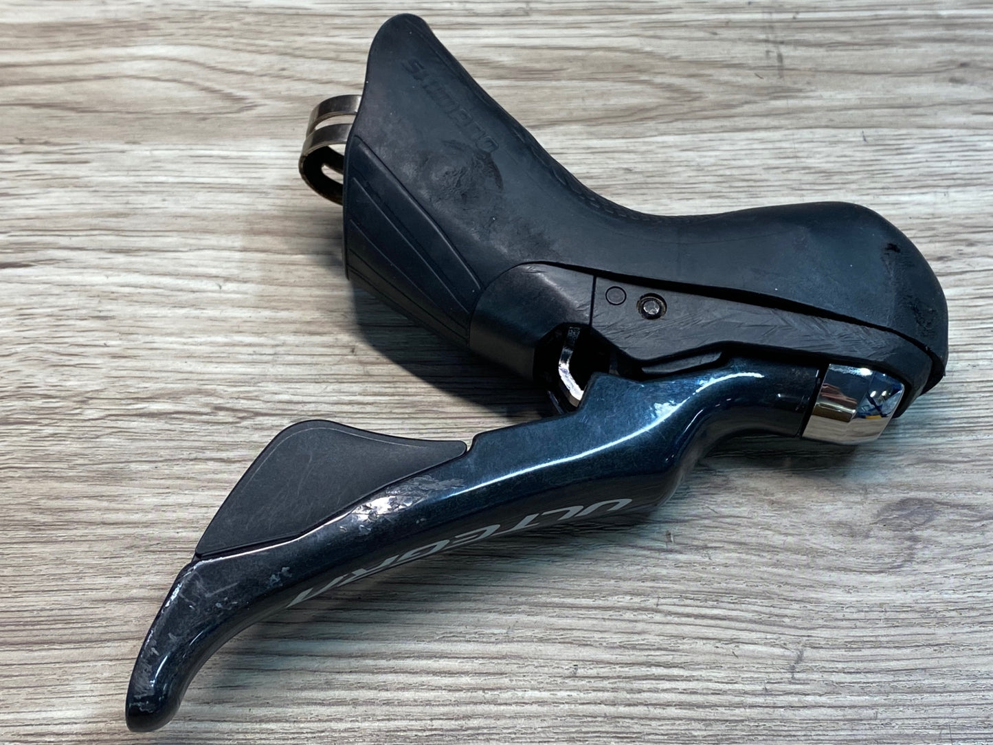 IU893 シマノ SHIMANO アルテグラ ULTEGRA ST-R8020 STIレバー 11S 右のみ