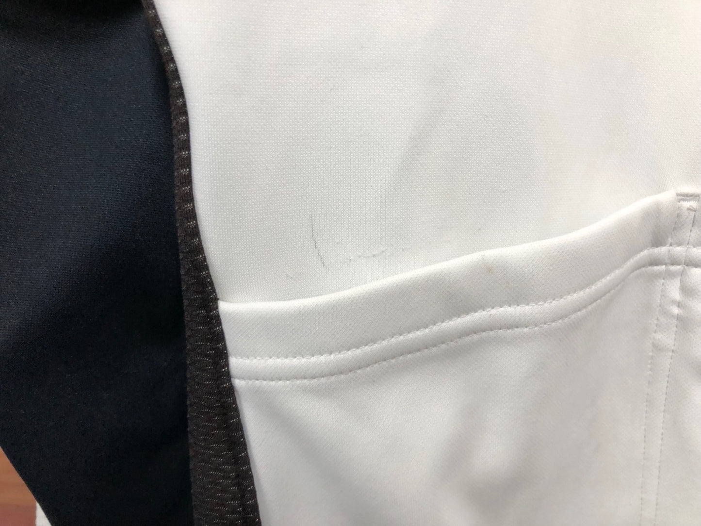 IQ947 パールイズミ PEARL iZUMi 長袖サイクルジャケット 白黒 M 日焼け WIND BREAK