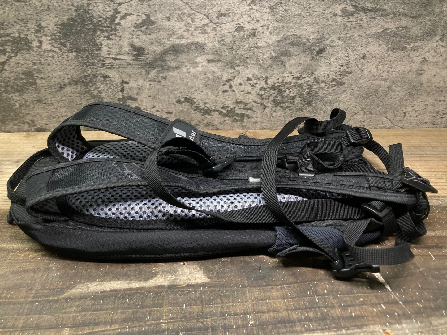 IP034 deuter ドイター Ultra ride 6 バックパック