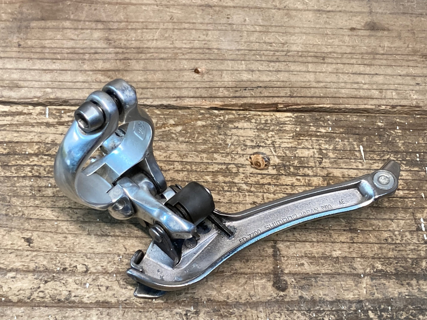 IB681 シマノ SHIMANO デュラエース DURA-ACE FD-7700 フロントディレイラー 2S