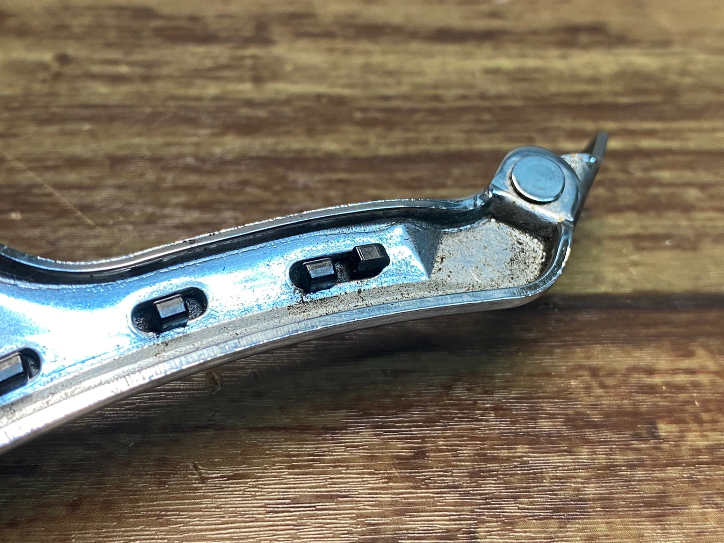 JB268 シマノ SHIMANO 105 FD-R7000 フロントディレイラー 直付