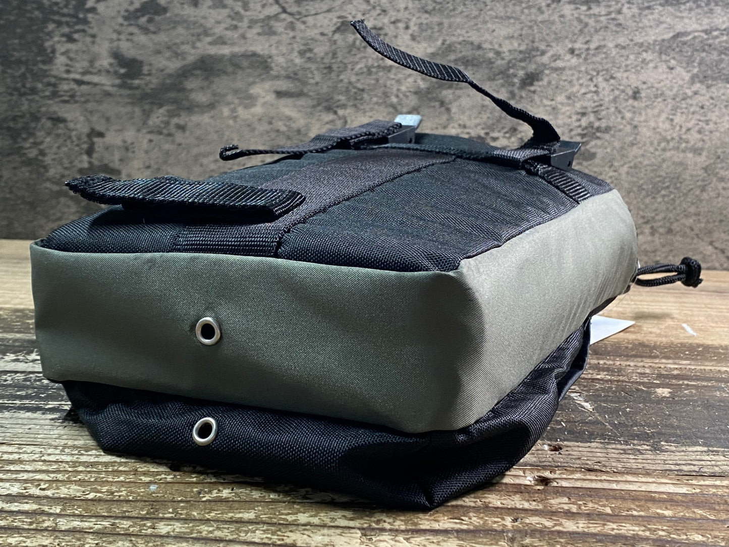 IZ091 マルト MARUTO かるが～る600D 輪行袋 黒 カーキ ブロンプトン用